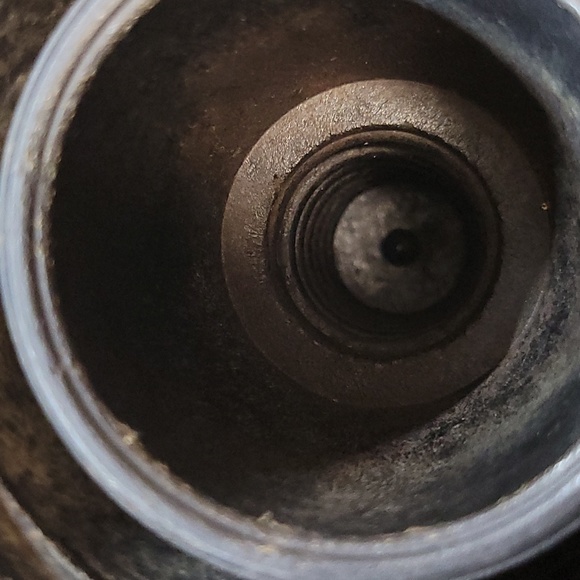 Insulator - Picture 5 of 8